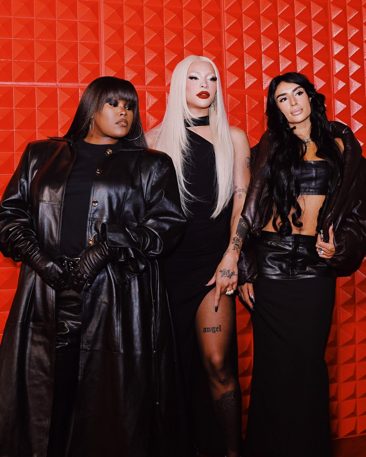 Pabllo Vittar se apresentou na noite desta quarta-feira em Paris ao lado da francesa Yseult e da iraniana Sevdaliza.